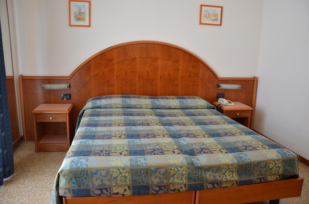 Hotel Lorenzo Celle Ligure Exteriér fotografie
