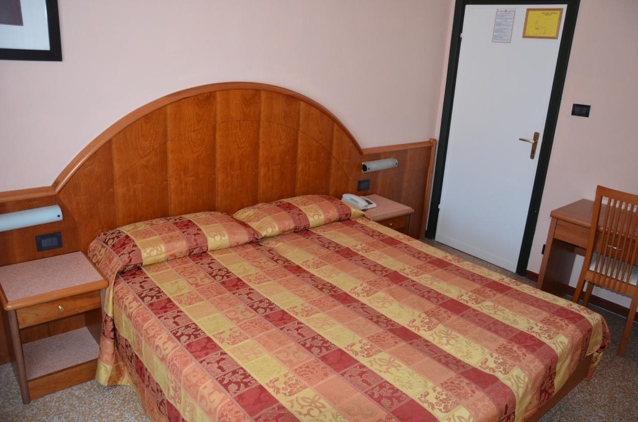 Hotel Lorenzo Celle Ligure Exteriér fotografie