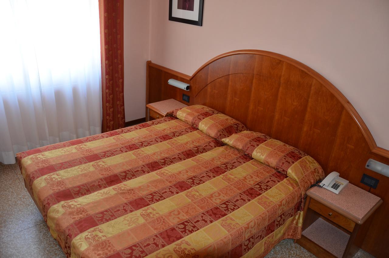 Hotel Lorenzo Celle Ligure Exteriér fotografie